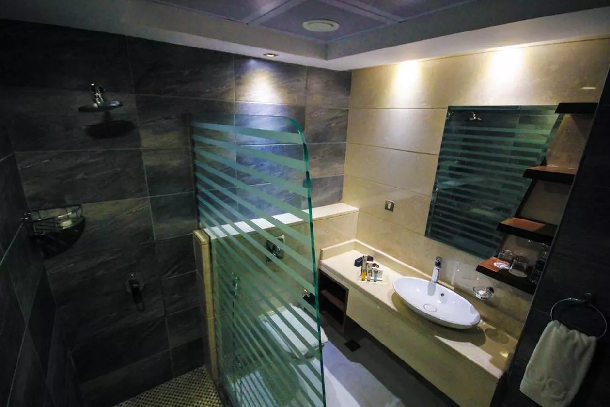 ROSEPARK_SHABAVIZ (12).jpg